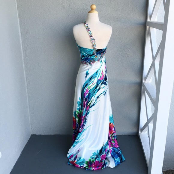 White Floral beaded Dress Sz 6. NWOT - Picture 5 of 8